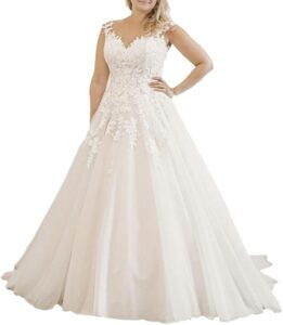 HEULORIA A-Linien Brautkleid aus Spitze im Boho-Stil mit V-Ausschnitt und langem Zug in großen Größen - Modell AL-VN-0555