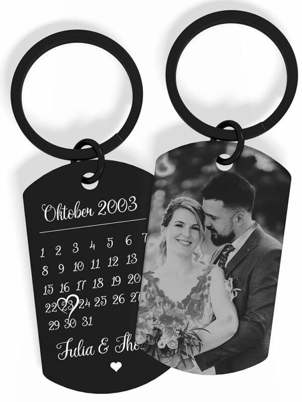 Personalisierter Schlüsselanhänger aus Edelstahl mit Schwarz/Weiß-Bild und Datum – Ideal als Valentinstagsgeschenk für ihn und sie – Partnergeschenke – Individuelle Geschenke