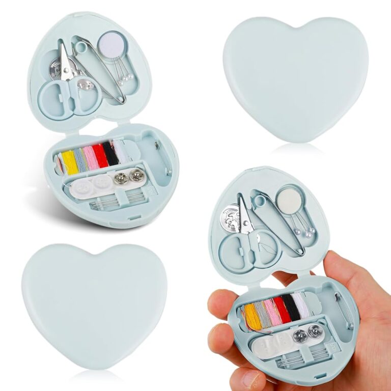 Amaxiu 2er Set Mini Reise Nähset, Praktisches herzförmiges Nähset mit faltbarem Etui für Notfälle, DIY Nähzubehör inklusive Fadenabschneider und Knopfnadeln für Reisende und...